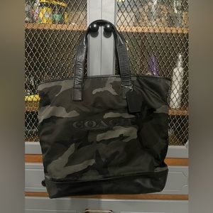 Coach tote